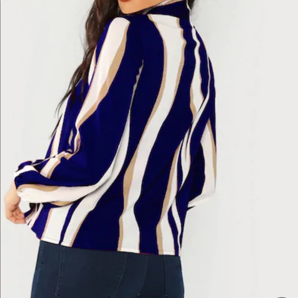 Blouse - Picture 2 of 2